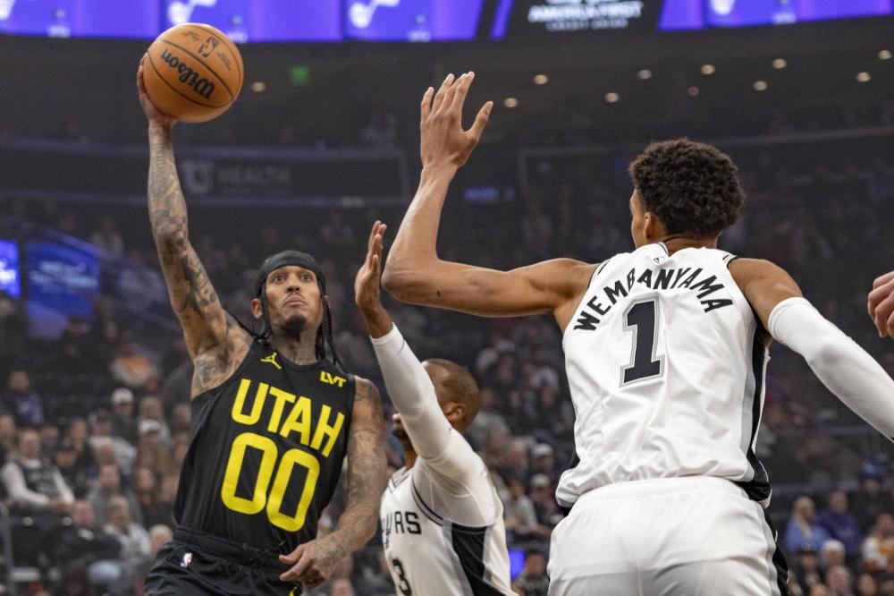 通过稳固的 通过稳固的