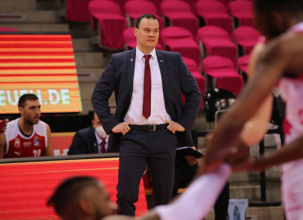 且近5次主 且近5次主